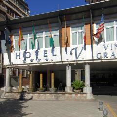 Отель Leonardo Hotel Granada Испания, Гранада - отзывы, цены и фото номеров - забронировать отель Leonardo Hotel Granada онлайн вид на фасад