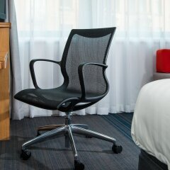 Отель Holiday Inn Express City Centre Riverside Глазго удобства в номере