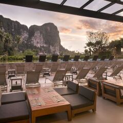 Отель Centra by Centara Phu Pano Resort Krabi гостиничный бар