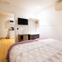 Отель Far Home Bernabeu Испания, Мадрид - отзывы, цены и фото номеров - забронировать отель Far Home Bernabeu онлайн удобства в номере фото 2