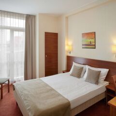 Metropol Hotel комната для гостей