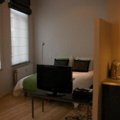 Отель Aparthotel Typically Brussels Брюссель удобства в номере