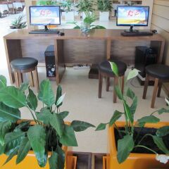 Nhi Phi Hotel интерьер отеля