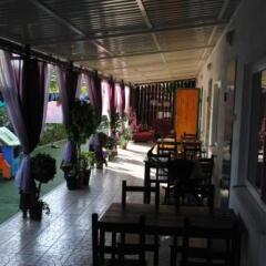 Гостиница Guest House Kalinina Street 133 в Ейске отзывы, цены и фото номеров - забронировать гостиницу Guest House Kalinina Street 133 онлайн Ейск питание фото 3