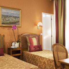 Отель Timhotel Invalides Eiffel Париж удобства в номере