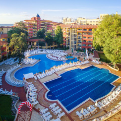 Отель Grifid Hotel Bolero & AquaPark Болгария, Золотые пески - отзывы, цены и фото номеров - забронировать отель Grifid Hotel Bolero & AquaPark онлайн бассейн фото 2