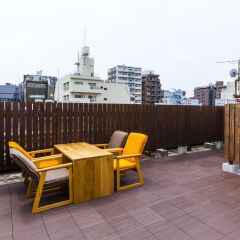 Отель Samurai Hostel Asakusa Япония, Токио - отзывы, цены и фото номеров - забронировать отель Samurai Hostel Asakusa онлайн балкон