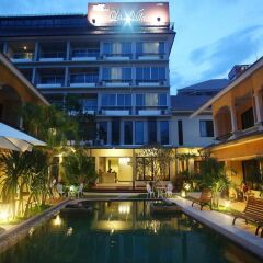 Hotel La Villa Khon Kaen бассейн