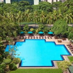 Отель Cinnamon Grand Colombo бассейн