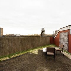 Отель Bright & Spacious 2 Bed w/ Terrace near City Centre