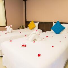 ?Baya Phuket Hotel 3* Улучшенный номер с различными типами кроватей