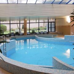 Отель ibis Paris 17 Clichy-Batignolles - formerly Berthier Франция, Париж - 10 отзывов об отеле, цены и фото номеров - забронировать отель ibis Paris 17 Clichy-Batignolles - formerly Berthier онлайн бассейн