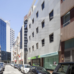 Отель Hello Lisbon Marques De Pombal парковка