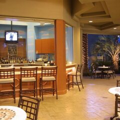 Отель Hilton Grand Vacations on Paradise (Convention Center) США, Лас-Вегас - 8 отзывов об отеле, цены и фото номеров - забронировать отель Hilton Grand Vacations on Paradise (Convention Center) онлайн питание