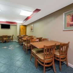 Отель Days Inn Hurstbourne питание фото 2