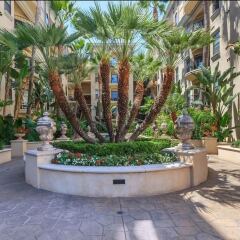 Апартаменты DTLA Apartment With Parking and Pool