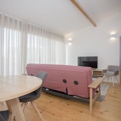 Отель Liiiving - Mezzanine Downtown Balcony Порту комната для гостей фото 3