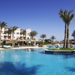 Апартаменты Pyramisa Sunset Pearl Apartments бассейн