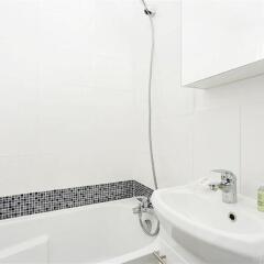 Отель Private Apartment - Luxembourg Франция, Париж - отзывы, цены и фото номеров - забронировать отель Private Apartment - Luxembourg онлайн ванная