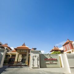 Отель Movenpick Resort Bangtao Beach Пхукет парковка