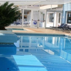 Отель Montecarlo Испания, Курорт Росес - 1 отзыв об отеле, цены и фото номеров - забронировать отель Montecarlo онлайн с домашними животными