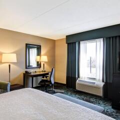 Отель Hampton Inn by Hilton Toronto Airport Corporate Centre Канада, Торонто - отзывы, цены и фото номеров - забронировать отель Hampton Inn by Hilton Toronto Airport Corporate Centre онлайн удобства в номере