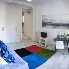 Отель Apartamentos Puerta Del Sol - Plaza Mayor Испания, Мадрид - отзывы, цены и фото номеров - забронировать отель Apartamentos Puerta Del Sol - Plaza Mayor онлайн комната для гостей