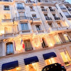 Отель Hôtel Le Grimaldi by Happyculture Франция, Ницца - 6 отзывов об отеле, цены и фото номеров - забронировать отель Hôtel Le Grimaldi by Happyculture онлайн городской автобус