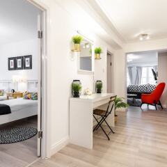 Апартаменты Modern Apartments Hyde Park комната для гостей фото 5