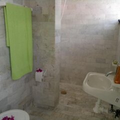Отель Hostal Orquideas Мексика, Канкун - отзывы, цены и фото номеров - забронировать отель Hostal Orquideas онлайн ванная
