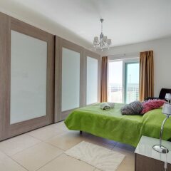 Отель Ocean Front LUX Apartment wt Pool, Upmarket Area Мальта, Слима - отзывы, цены и фото номеров - забронировать отель Ocean Front LUX Apartment wt Pool, Upmarket Area онлайн комната для гостей фото 4