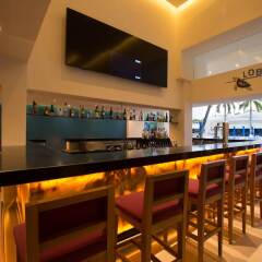 Отель Occidental Costa Cancún All Inclusive гостиничный бар