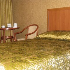 Гостиница Алые Паруса в Калуге 2 отзыва об отеле, цены и фото номеров - забронировать гостиницу Алые Паруса онлайн Калуга комната для гостей