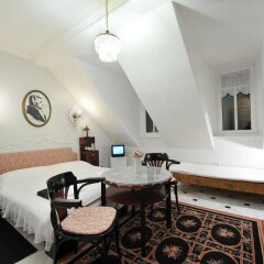 Отель Pension Amadeus комната для гостей фото 4