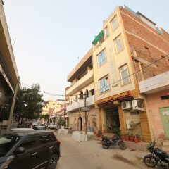OYO 24220 Hotel Bohra International