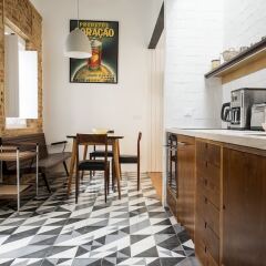 Отель Patio São Vicente Guest House сейф в номере