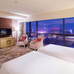 Renaissance Chengdu Hotel комната для гостей фото 2