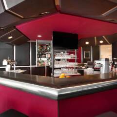 Отель Ramada Nuernberg Parkhotel гостиничный бар