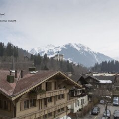 Bernerhof Swiss Quality Hotel Gstaad балкон