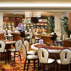 Tropicana Las Vegas - a DoubleTree by Hilton Hotel гостиничный бар