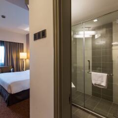 Отель Sunway Hotel Seberang Jaya Малайзия, Себеранг-Джайя - отзывы, цены и фото номеров - забронировать отель Sunway Hotel Seberang Jaya онлайн ванная