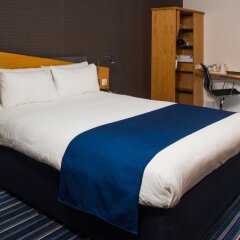 Отель Holiday Inn Express Manchester East Великобритания, Манчестер - отзывы, цены и фото номеров - забронировать отель Holiday Inn Express Manchester East онлайн комната для гостей фото 4