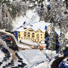 Hotel Santellina Фай-делла-Паганелла спортивное сооружение