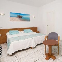 Отель Tropical комната для гостей фото 15