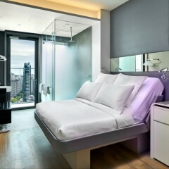Отель YOTEL Singapore Orchard Road удобства в номере
