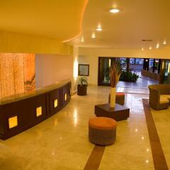 Отель Tesoro Los Cabos - All Inclusive Available Мексика, Золотая зона Марина - 1 отзыв об отеле, цены и фото номеров - забронировать отель Tesoro Los Cabos - All Inclusive Available онлайн интерьер отеля