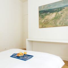 Апартаменты Saint Michel - Cluny Area Apartment Париж комната для гостей фото 2