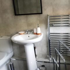 Отель Stay In Liverpool Lytham House Великобритания, Ливерпуль - отзывы, цены и фото номеров - забронировать отель Stay In Liverpool Lytham House онлайн ванная фото 2