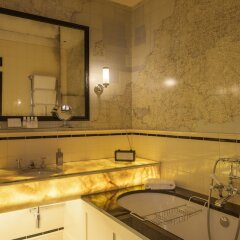 Отель The Zetter Townhouse Marylebone Великобритания, Лондон - отзывы, цены и фото номеров - забронировать отель The Zetter Townhouse Marylebone онлайн ванная