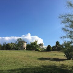 Urla Ciftlik Otel Турция, Урла - отзывы, цены и фото номеров - забронировать отель Urla Ciftlik Otel онлайн спортивное сооружение